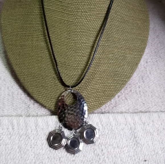 Silvertone dangle charms necklace black cord - Picture 1 of 5